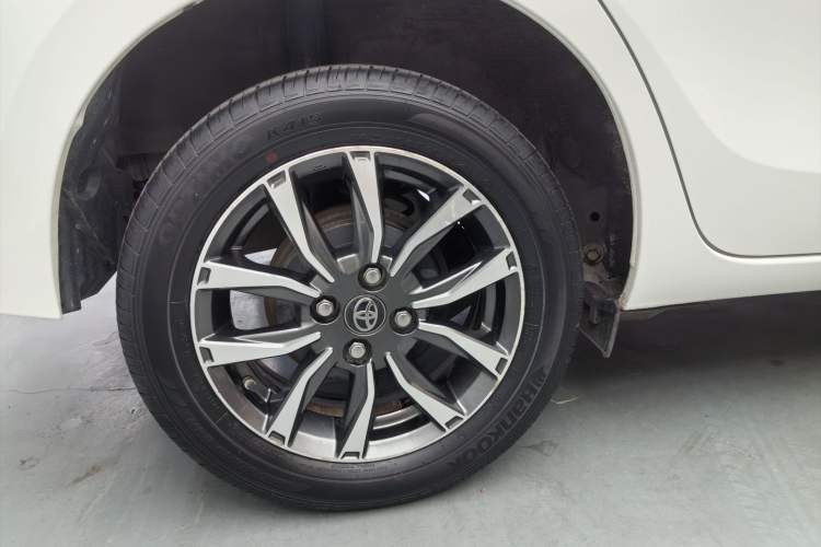 Used Toyota YARiS L Zhi Xuan 2020 1.5L CVT Luxury Edition Exterior 5