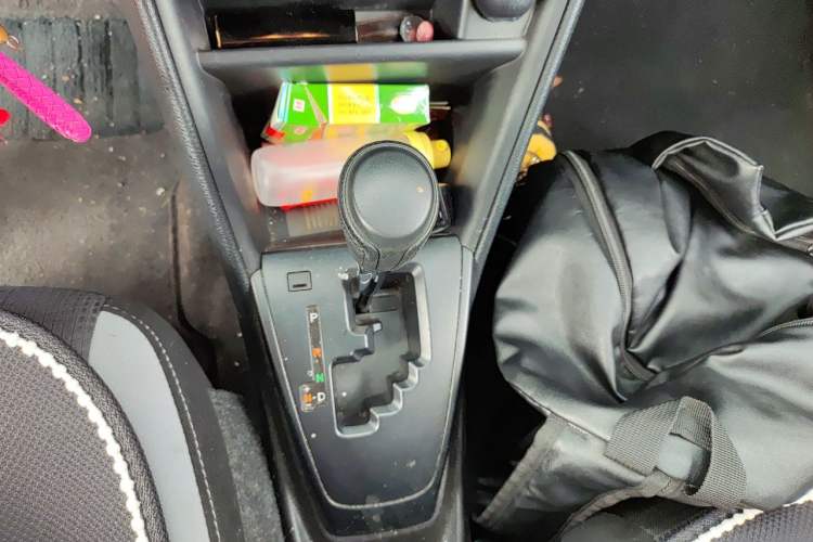 Used Toyota YARiS L Zhi Xuan 2020 X-Trail X 1.5L CVT Leading Edition Gear Lever