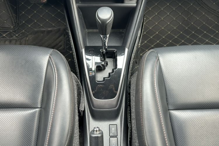 Used Toyota YARiS L Zhi Xuan 2020 X-Trail X 1.5L CVT Luxury Edition Gear Lever