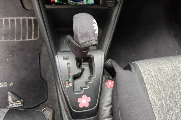 Used Toyota YARiS L Zhi Xuan 2020 X-Trail X 1.5L CVT Leading Edition Gear Lever