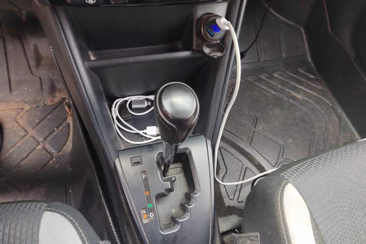 Used Toyota YARiS L Zhi Xuan 2020 X-Trail X 1.5L CVT Leading Edition Gear Lever