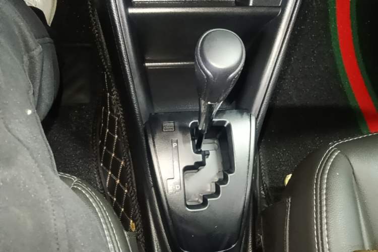 Used Toyota YARiS L Zhi Xuan 2020 X-Trail X 1.5L CVT Leading Edition Gear Lever