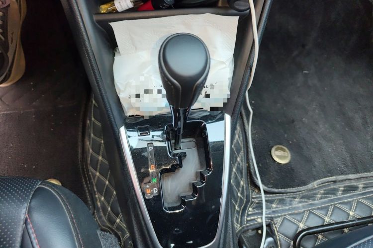 Used Toyota YARiS L Zhi Xuan 2020 X-Trail X 1.5L CVT Luxury Edition Gear Lever