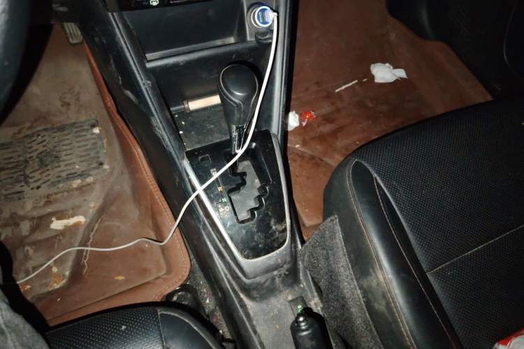 Used Toyota YARiS L Zhi Xuan 2020 X-Trail X 1.5L CVT Leading Edition Gear Lever
