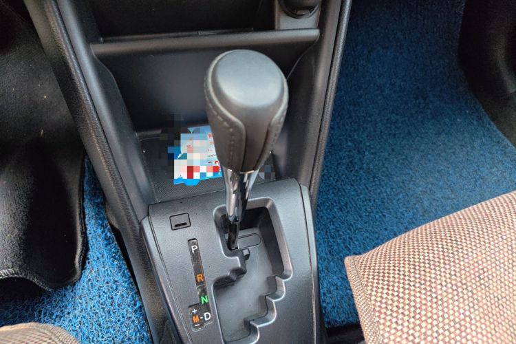 Used Toyota YARiS L Zhi Xuan 2020 1.5L CVT Leading Edition Gear Lever