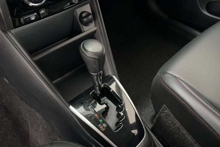 Used Toyota YARiS L Zhi Xuan 2020 X-Trail X 1.5L CVT Luxury Edition Gear Lever