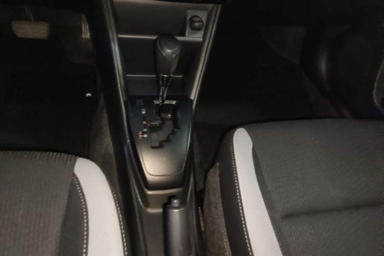 Used Toyota YARiS L Zhi Xuan 2020 X-Trail X 1.5L CVT Leading Edition Gear Lever
