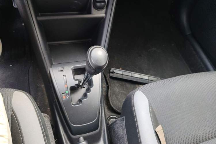 Used Toyota YARiS L Zhi Xuan 2020 X-Trail X 1.5L CVT Leading Edition Gear Lever
