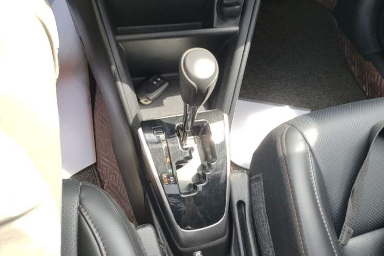 Used Toyota YARiS L Zhi Xuan 2020 X-Trail X 1.5L CVT Prestige Edition Gear Lever