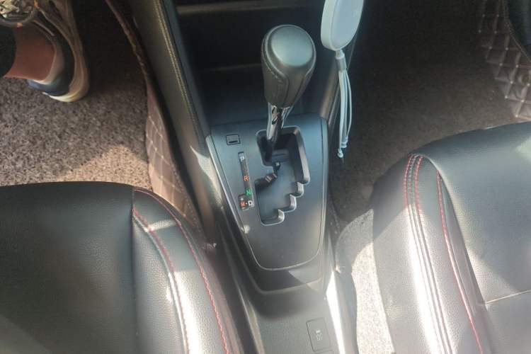 Used Toyota YARiS L Zhi Xuan 2020 X-Trail X 1.5L CVT Luxury Edition Gear Lever
