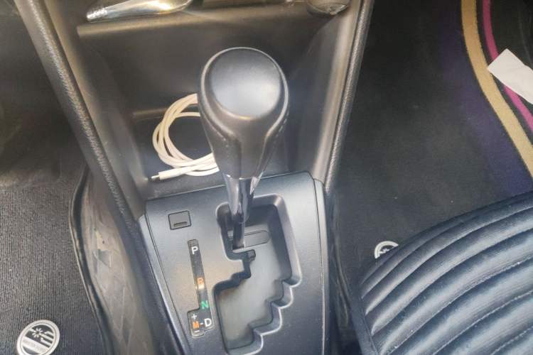 Used Toyota YARiS L Zhi Xuan 2020 X-Trail X 1.5L CVT Leading Edition Gear Lever