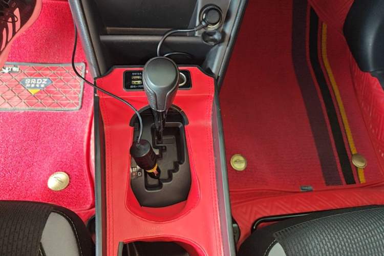 Used Toyota YARiS L Zhi Xuan 2020 1.5L CVT Leading Edition Gear Lever