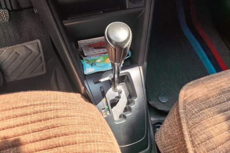 Used Toyota YARiS L Zhi Xuan 2020 X-Trail X 1.5L CVT Leading Edition Gear Lever