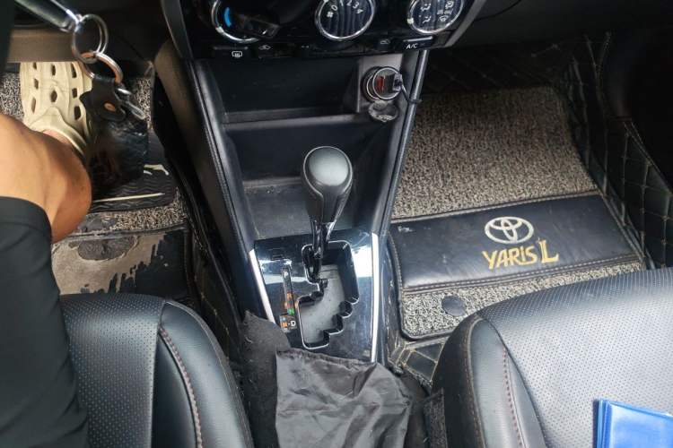 Used Toyota YARiS L Zhi Xuan 2020 X-Trail X 1.5L CVT Luxury Edition Gear Lever