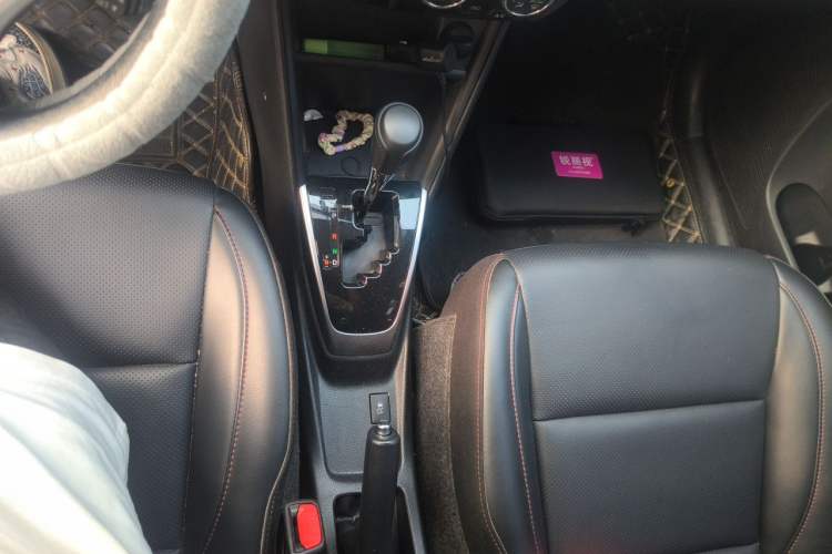 Used Toyota YARiS L Zhi Xuan 2020 X-Trail X 1.5L CVT Prestige Edition Gear Lever