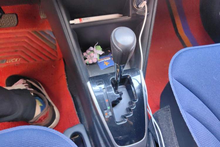Used Toyota YARiS L Zhi Xuan 2020 X-Trail X 1.5L CVT Luxury Edition Gear Lever