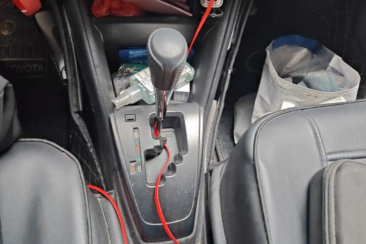 Used Toyota YARiS L Zhi Xuan 2020 1.5L CVT Leading Edition Gear Lever