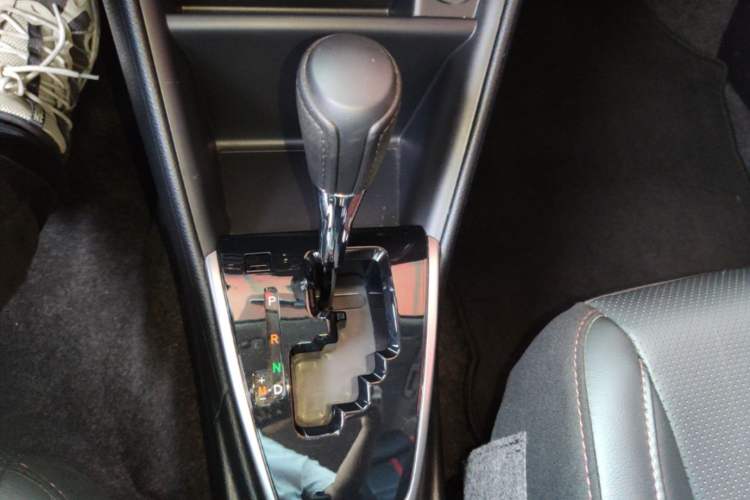 Used Toyota YARiS L Zhi Xuan 2020 X-Trail X 1.5L CVT Luxury Edition Gear Lever