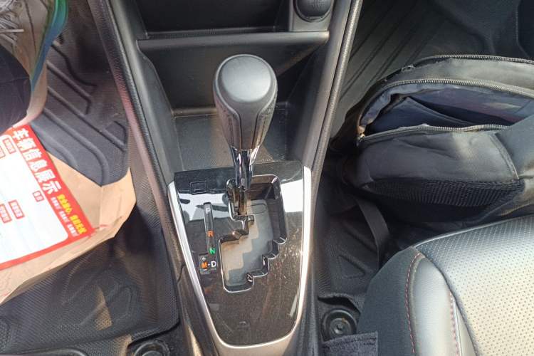 Used Toyota YARiS L Zhi Xuan 2020 X-Trail X 1.5L CVT Luxury Edition Gear Lever