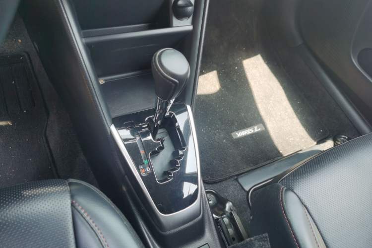 Used Toyota YARiS L Zhi Xuan 2020 X-Trail X 1.5L CVT Luxury Edition Gear Lever