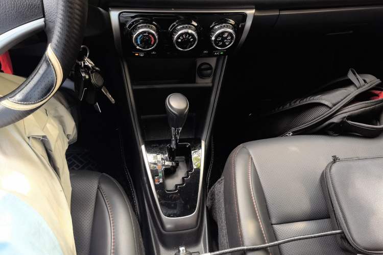 Used Toyota YARiS L Zhi Xuan 2020 X-Trail X 1.5L CVT Luxury Edition Gear Lever