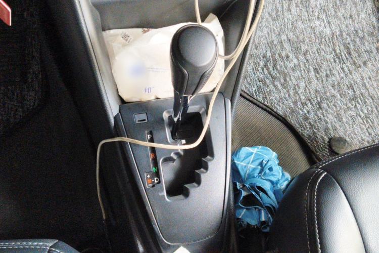 Used Toyota YARiS L Zhi Xuan 2020 1.5L CVT Leading Edition Gear Lever