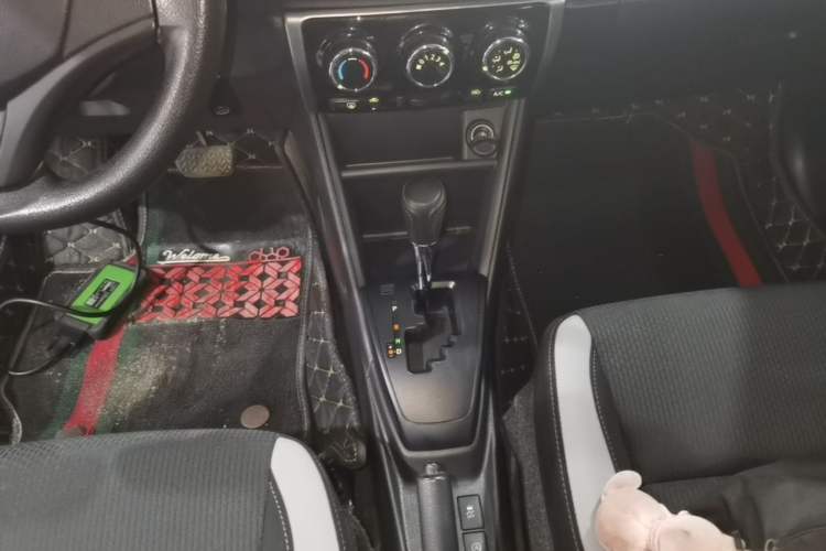 Used Toyota YARiS L Zhi Xuan 2020 X-Trail X 1.5L CVT Leading Edition Gear Lever