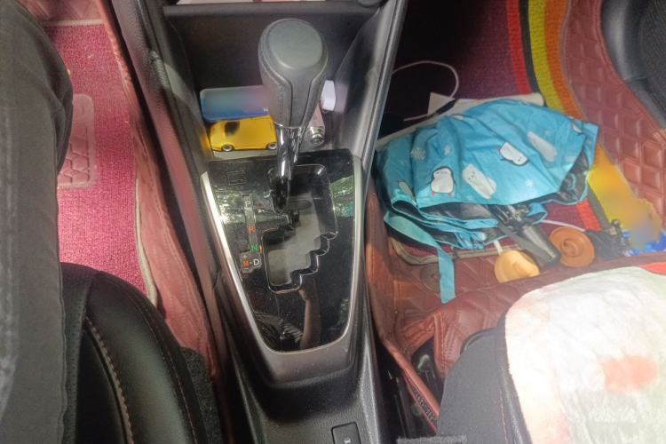 Used Toyota YARiS L Zhi Xuan 2020 X-Trail X 1.5L CVT Luxury Edition Gear Lever