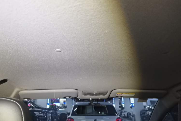 Used Toyota YARiS L Zhi Xuan 2020 X-Trail X 1.5L CVT Luxury Edition Headliner