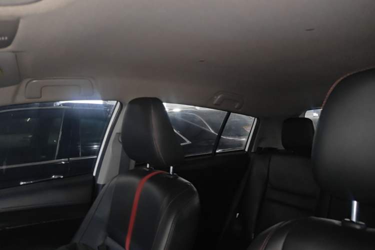 Used Toyota YARiS L Zhi Xuan 2020 X-Trail X 1.5L CVT Luxury Edition Headliner