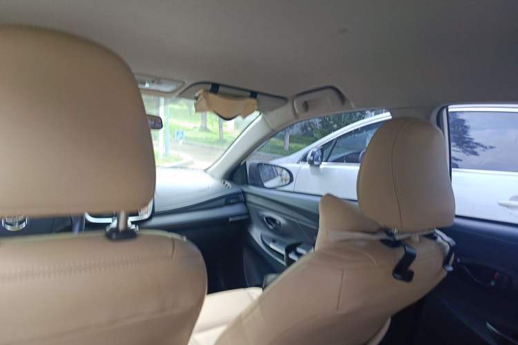 Used Toyota YARiS L Zhi Xuan 2020 1.5L CVT Leading Edition Headliner