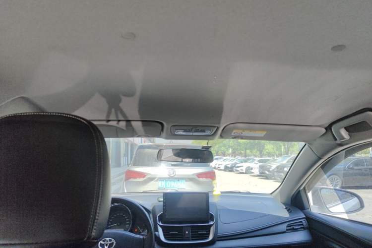 Used Toyota YARiS L Zhi Xuan 2020 1.5L CVT Leading Edition Headliner