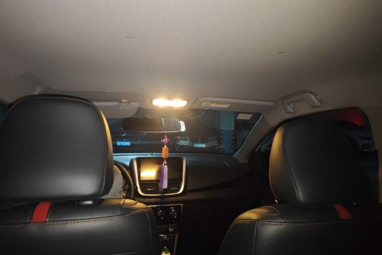 Used Toyota YARiS L Zhi Xuan 2020 X-Trail X 1.5L CVT Luxury Edition Headliner
