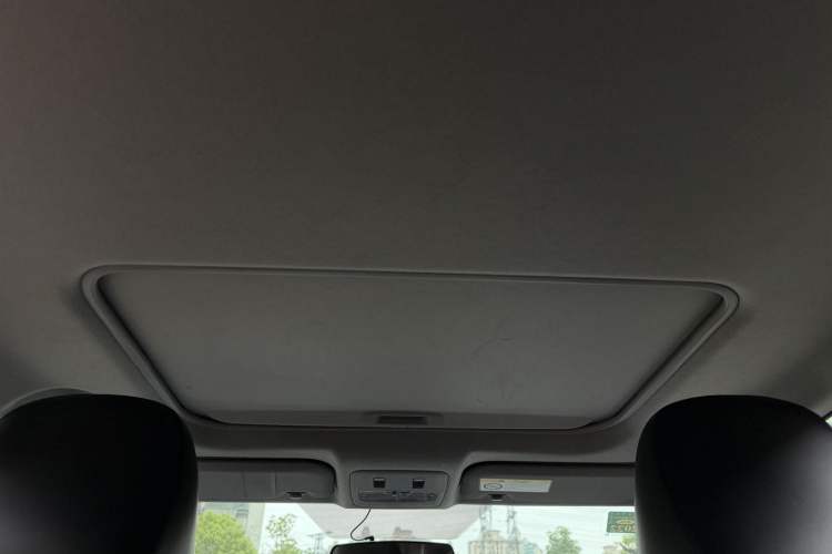 Used Toyota YARiS L Zhi Xuan 2020 X-Trail X 1.5L CVT Prestige Edition Headliner