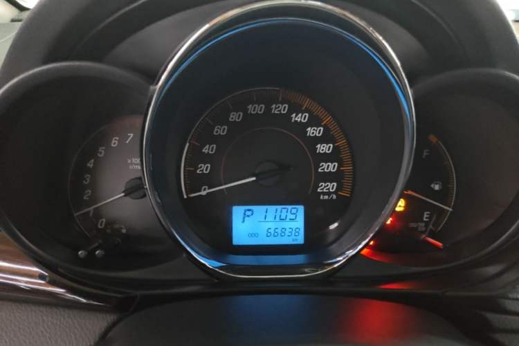 Used Toyota YARiS L Zhi Xuan 2020 1.5L CVT Luxury Edition Instrument Cluster