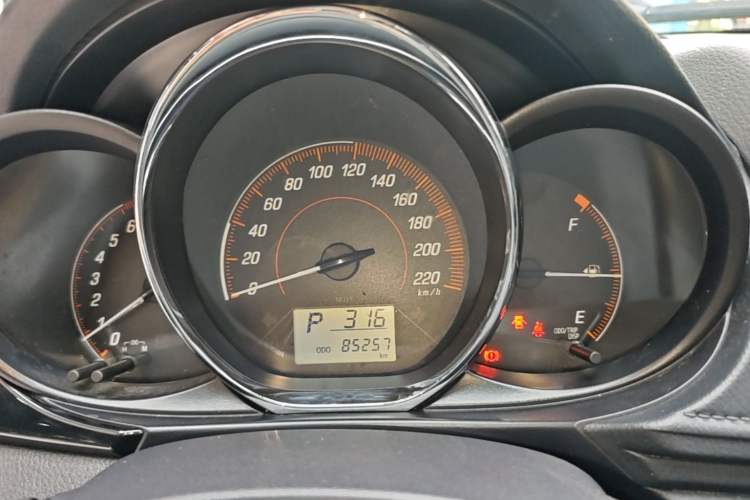 Used Toyota YARiS L Zhi Xuan 2020 X-Trail X 1.5L CVT Luxury Edition Instrument Cluster
