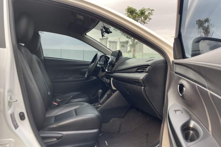 Used Toyota YARiS L Zhi Xuan 2020 1.5L CVT Leading Edition Interior 1