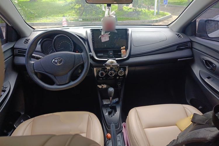 Used Toyota YARiS L Zhi Xuan 2020 1.5L CVT Leading Edition Interior 2