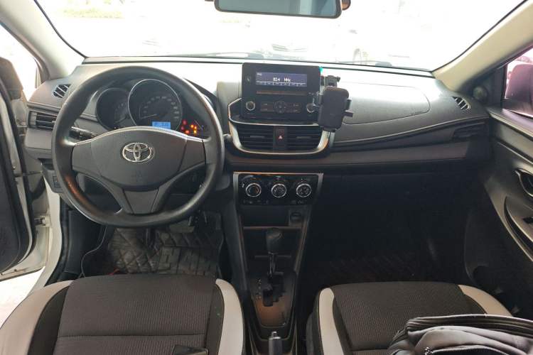 Used Toyota YARiS L Zhi Xuan 2020 X-Trail X 1.5L CVT Leading Edition Interior 2