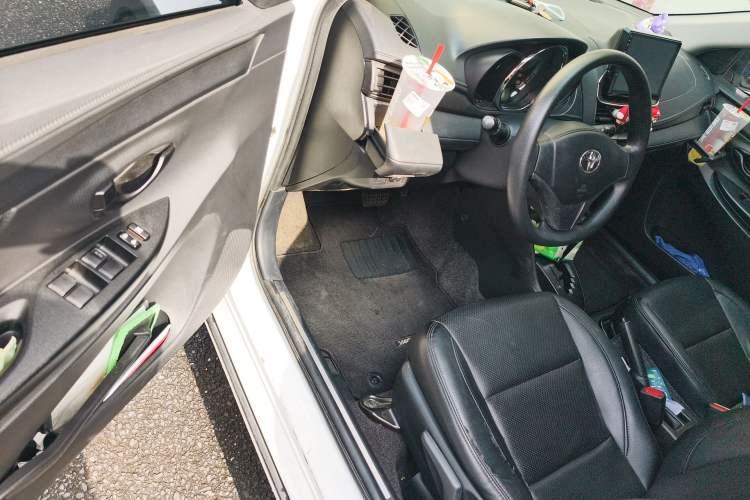 Used Toyota YARiS L Zhi Xuan 2020 X-Trail X 1.5L CVT Leading Edition Interior 3