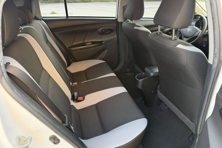 Used Toyota YARiS L Zhi Xuan 2020 1.5L CVT Leading Edition Interior 5
