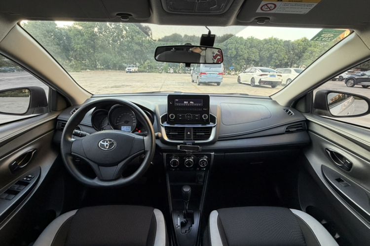 Used Toyota YARiS L Zhi Xuan 2020 1.5L CVT Leading Edition Interior 6