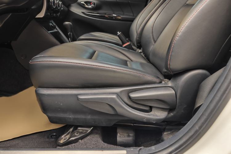 Used Toyota YARiS L Zhi Xuan 2020 X-Trail X 1.5L CVT Luxury Edition Interior 9