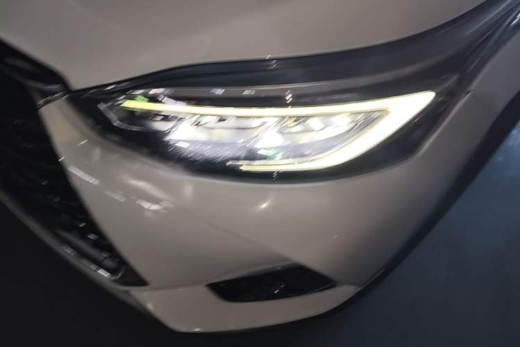 Used Toyota YARiS L Zhi Xuan 2020 X-Trail X 1.5L CVT Leading Edition Left Front Headlight