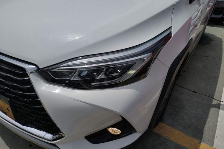 Used Toyota YARiS L Zhi Xuan 2020 X-Trail X 1.5L CVT Prestige Edition Left Front Headlight