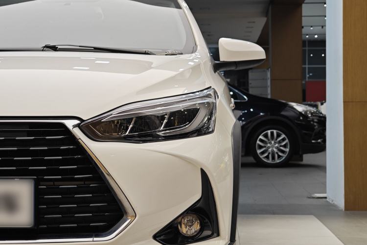 Used Toyota YARiS L Zhi Xuan 2020 X-Trail X 1.5L CVT Luxury Edition Left Front Headlight