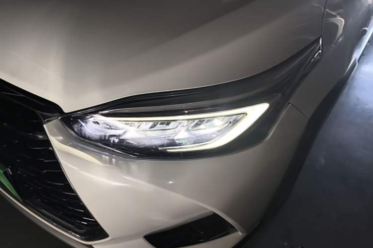 Used Toyota YARiS L Zhi Xuan 2020 X-Trail X 1.5L CVT Leading Edition Left Front Headlight