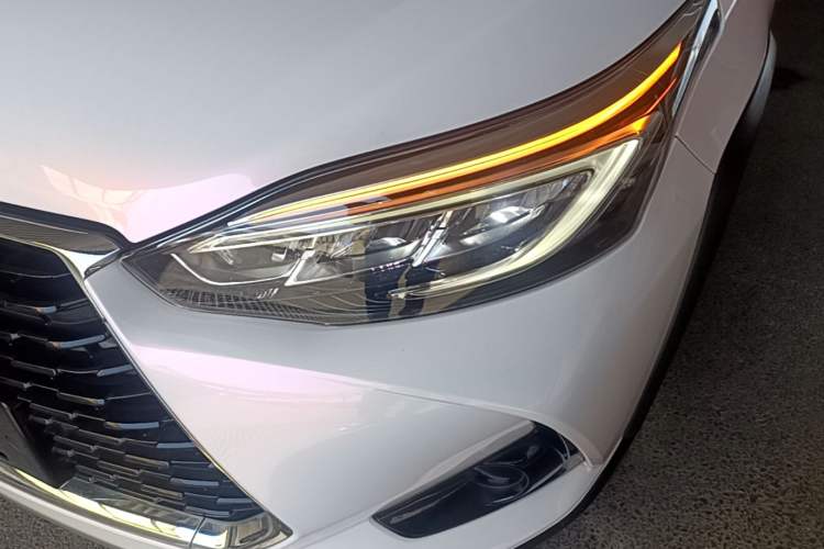 Used Toyota YARiS L Zhi Xuan 2020 X-Trail X 1.5L CVT Leading Edition Left Front Headlight