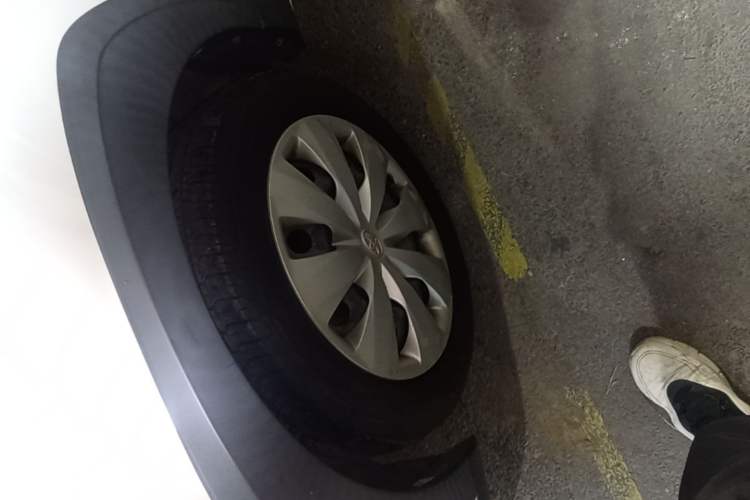 Used Toyota YARiS L Zhi Xuan 2020 X-Trail X 1.5L CVT Leading Edition Left Front Wheel Hub