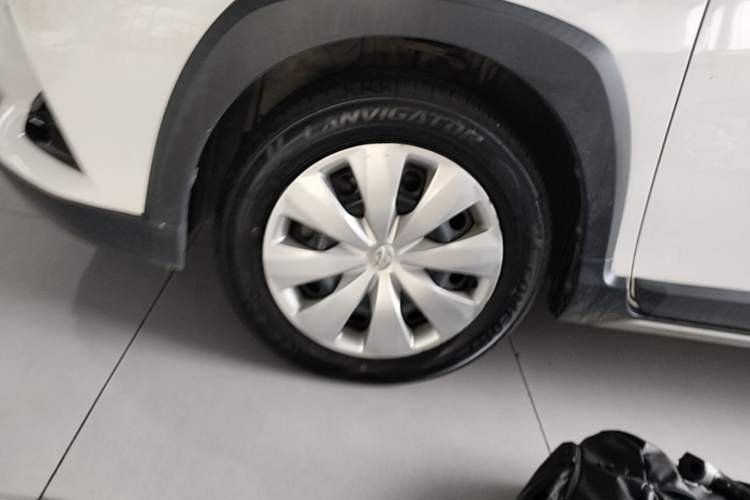 Used Toyota YARiS L Zhi Xuan 2020 X-Trail X 1.5L CVT Leading Edition Left Front Wheel Hub